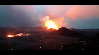 Iceland volcano. Epic lava fountain and crustal foundering 5 june 2021 01:18 am