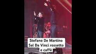 Stefano De Martino Sal Da Vinci rossetto e caffè