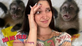 Levei meu macaquinho para o Shopping e olha no que deu