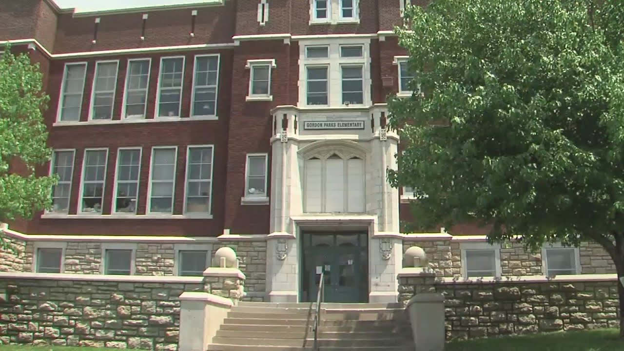 Gordon Parks Elementary Shifting To Year Round School Youtube