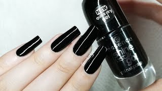 💅Nailpolish Of The Week - Essence 46 Black Is Back - femketjeNL