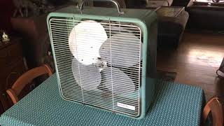 Vintage General Deluxe Oscillating Box Fan