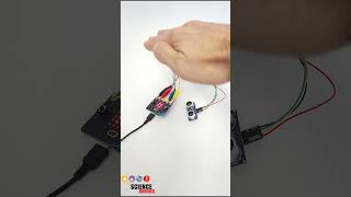 micro:bit buzzer reacting to ultrasonic distance sensor