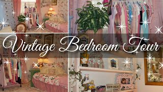 BEDROOM TOUR!⭐️ ENTIRELY thrifted, vintage, maximalists, girly pink bedroom decor (on a budget)💕