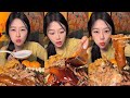 家常下饭菜！酱肘子配上密制水晶腊肉，饭张力max！【橘子爱美食】#探店 #小吃 #美食vlog #酱肘子 #吃播