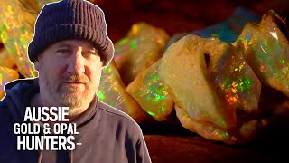 The Blacklighters Discover Stunning White Opal Stones Worth $44,000! | Outback Opal Hunters