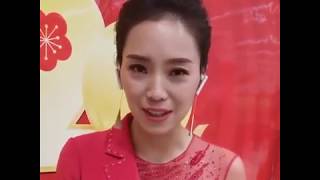 云朵爱心叮嘱出门戴口罩参加2020央视春晚直播演唱结束后