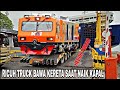 HEBOH PARAH❗TRUCK BAWA KERETA API NAIK KAPAL DI PELABUHAN MERAK