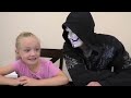 Download 3 Marker Halloween Mask Challenge! Fun DIY Game Master Mask!! In Mp4 3Gp Full HD Video