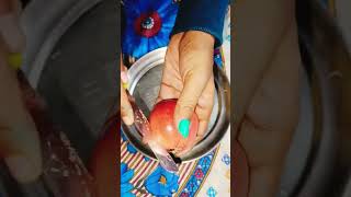 ଡାଳିମ୍ବ ଛଡ଼େଇ ବା ସହଜ ଉପାୟ 🙂pomegranate #love #viral #viralvideo #viral  #shorts #short #love #like