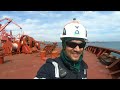 cargo discharging operation of a megaship discharging iron ore horizon tales