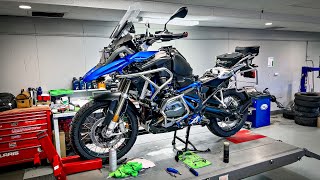 More R1200GS Tech Talk!! • BMW Fuel Cleaners..! | TheSmoaks Vlog_2179