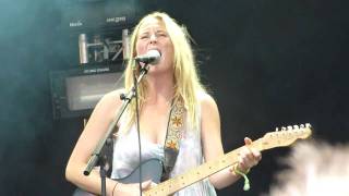 Lissie- Bad Romance - Glastonbury 2010-the Park Stage