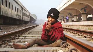 Nobody Cares I Documented The Life In Kamalapur Railway Station, Dhaka