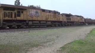 UP 8113 empty oil cans north [HD]