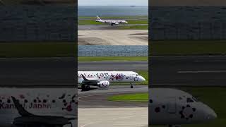 羽田空港のJAL ミャクミャクJET 1号機 Embraer ERJ-190-100(ERJ-190STD) #Shorts