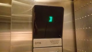 Otis Series 1 Hydraulic Elevator at the Art & Design Building, Northern Michigan University