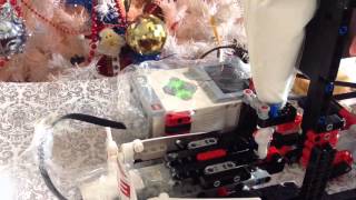 Lego EV3 Mindstorm Cookie Icing Machine