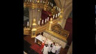 Buckfast Abbey - Kyrie - Messe à Deux Choeurs et Deux Orgues - Widor.wmv