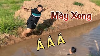 Tư Béo Vừa Về Sợ Bị Troll Nên Hứng Tay Trên Lụm Cả Bọn