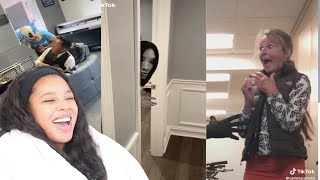 Halloween Jump Scares (TikTok Compilation) | Reaction