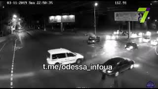 В сети появилось видео ДТП в Малиновском районе Одессы