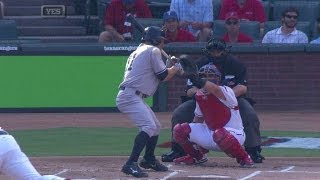 NYY@TEX: Gardner gets hit with Darvish's fourth pitch