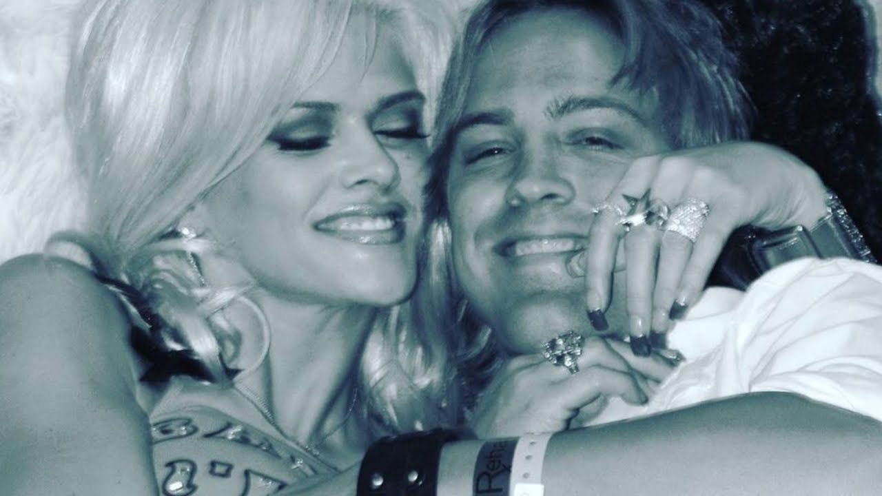 The Truth About Anna Nicole Smith & Larry Birkhead's Relationship - YouTube