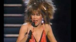 Tina Turner- Grammy's What's Love Got To Do With (1985)