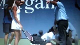 Victoria Azarenka Collapses In The Heat At US OPEN 2010 Against Gisela Dulko