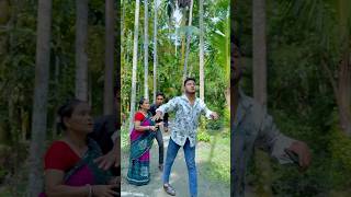 প্রতিবন্ধী সেজে ফোন নিয়ে দৌড় দিলো 😁 #mithuofficial #juimithu #funny #comedyvideos #comedy #shorts