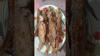 How to Fry small Bror Ma fish #shorts #food #របៀបចៀនកូនត្រីប្រមាប្រឡាក់