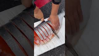 紅橙橙 肥滋滋的鮭魚 salmon slices切下去都是驚喜#Taiwan seafood auction #請按👍訂閱開啟小鈴鐺 🔔