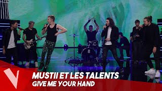 Mustii + Alec, Raphaël et Valentin – 'Give me your hand' | Lives | The Voice Belgique Saison 10