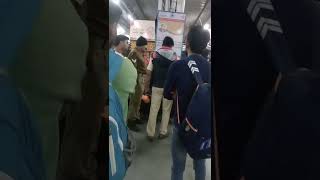 A pick-pocketer catched by the Railway Police at #Balangir Junction