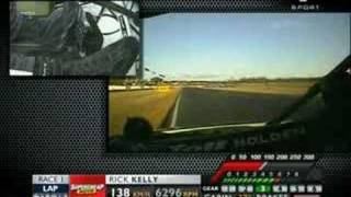 Onboard with Rick Kelly, Round 7, Queensland 2007