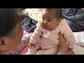 给宝宝把尿尿 baby learned to pee at her will