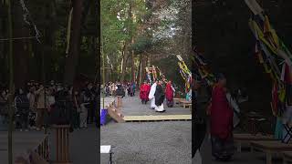 宇佐神宮 鎮疫祭 八幡神社前の斎庭へ