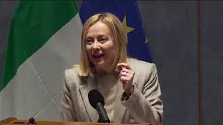 *ULTIM'ORA LIVE* L'intervento di Giorgia Meloni dalla Scuola Superiore Amministrazione dell’Interno.