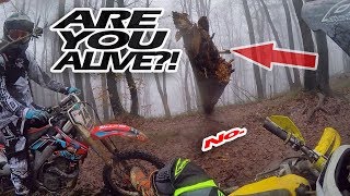 Dirt Bikes In Forest! Close call - Close Death! Suzuki 125 Vs Honda 450