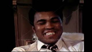 Muhammad Ali imitating his opponent 😂😅🤣 (try not to laugh)