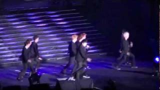 111126 MO. A in Kaohsiung SuperJunior - Mr. Simple 3/10