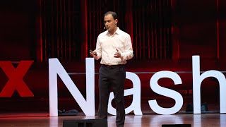 Why the news media need to earn back our trust | Mosheh Oinounou | TEDxNashville