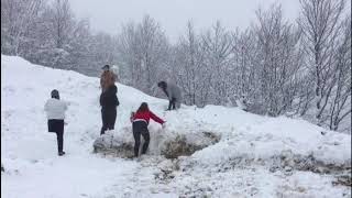 Në juglindje, 20 cm dëborë/ Dita e pushimit po shfrytëzohet për turizëm