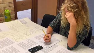 Student outsmarts teacher with "3x5" cheat sheet