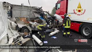 FURGONE CONTRO CAMION IN A4, MIRACOLATO L'AUTISTA | 28/04/2020