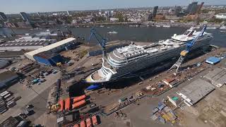 Mein Schiff 1: Drohnenflug durch das Drockendock I Mein Schiff