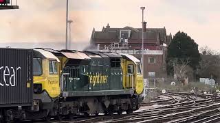 70015 pulls away from Eastleigh and heads to Southampton Maritime Terminal with 4O90