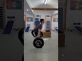 90 kg, discs don't touch the floor, straps on