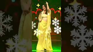 Madhuri Dixit New Avtar 😲 What a dance 💃 #bollywood #movie #music #song #dance #shorts #viralshorts